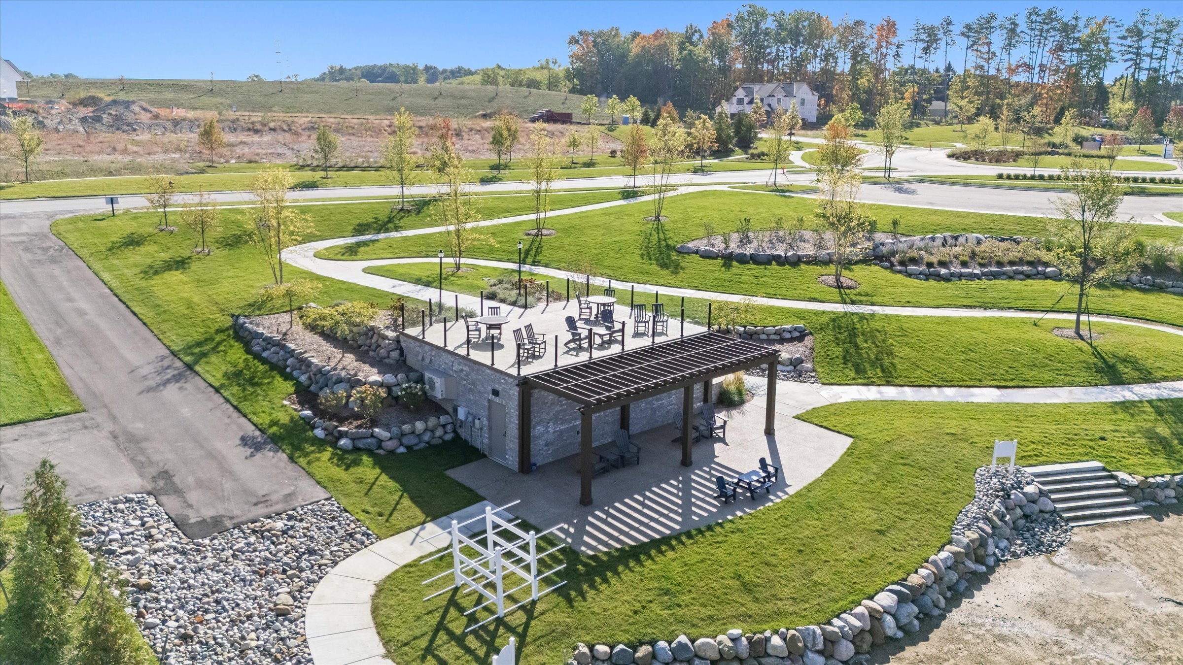 What Amenities Come With This Commerce Township Community?
