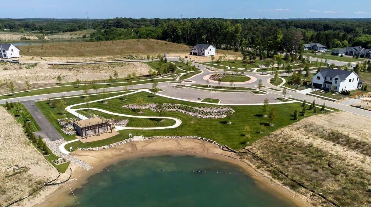 The Reserve at Crystal Lake, Right Next Door