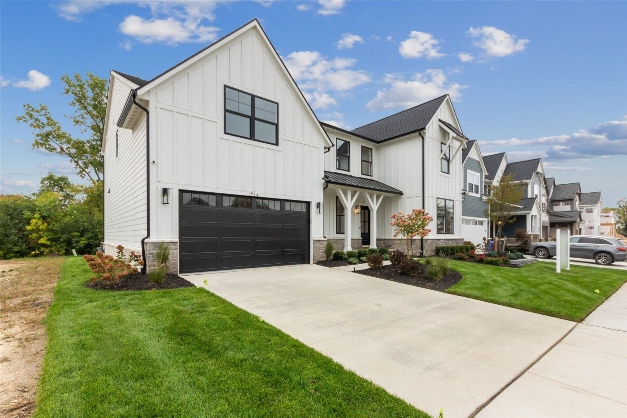 New Construction or Resale: What Makes More Sense in Southeastern Michigan?