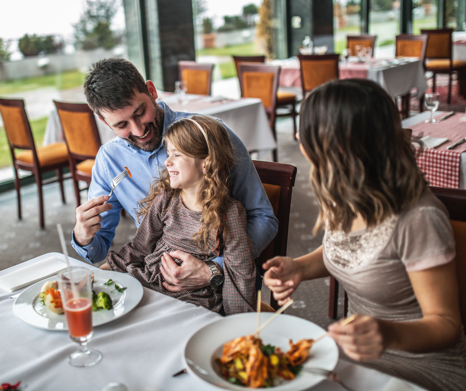 People Dining